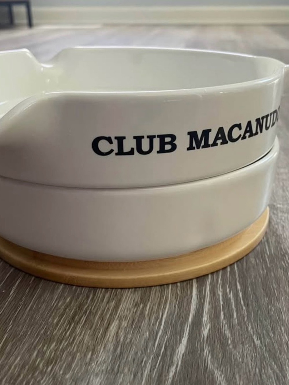 NWOT Club Macanudo Executive cigar storage and ashtray set